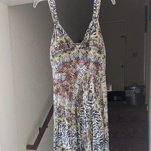 American Rag sleeveless summer dress with a bulit-in bra, size medium.